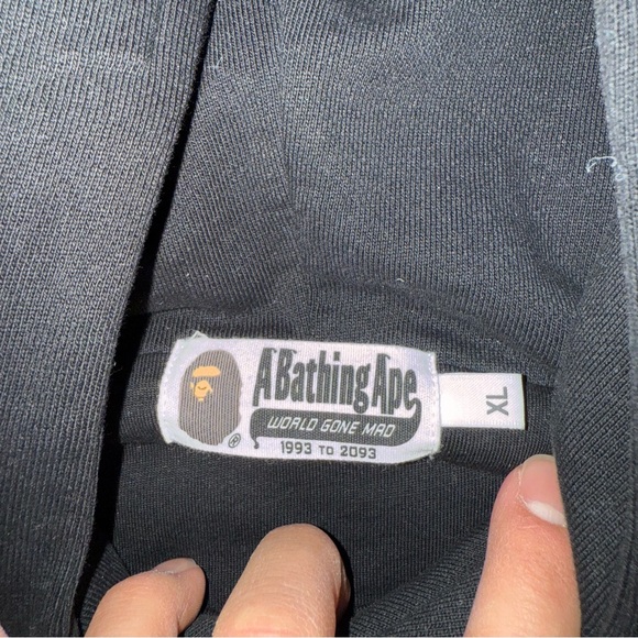 A bathing ape Bape padded shark cropped fit pullover black hoodie - Picture 2 of 16